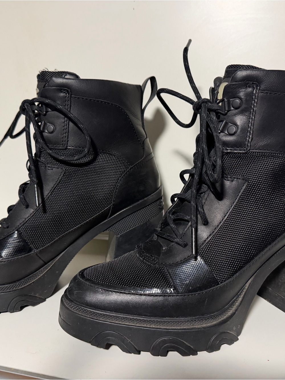 Sorel Black Platform Lace-Up Ankle Boots - Women's - Picture 1 of 5